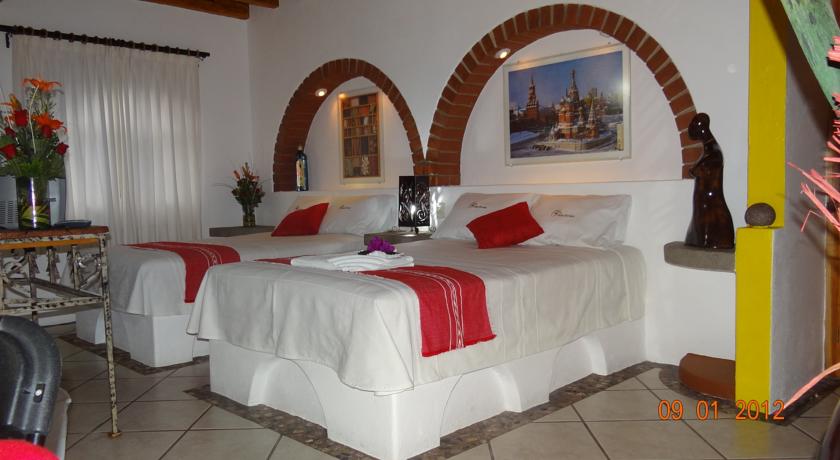 HOTEL VALLE DORADO